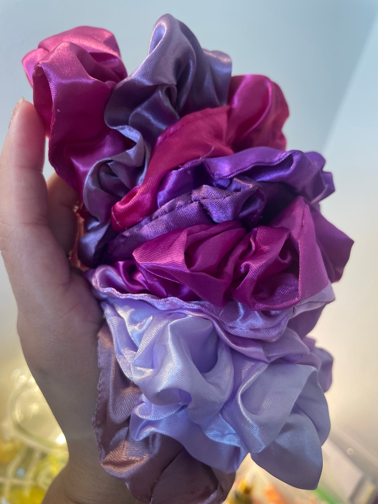 Melena luxe Satin Scrunchies π